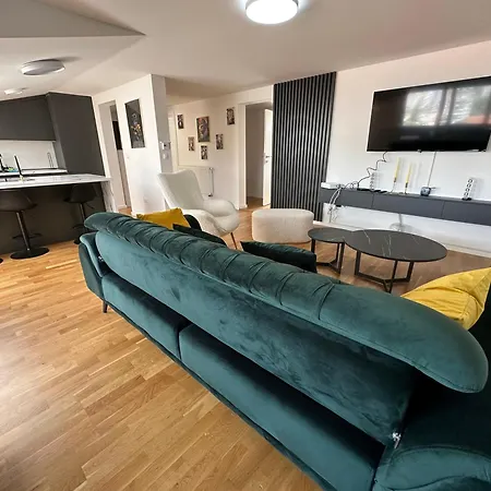 Apartman Apartment Lejna By Ben&Co *